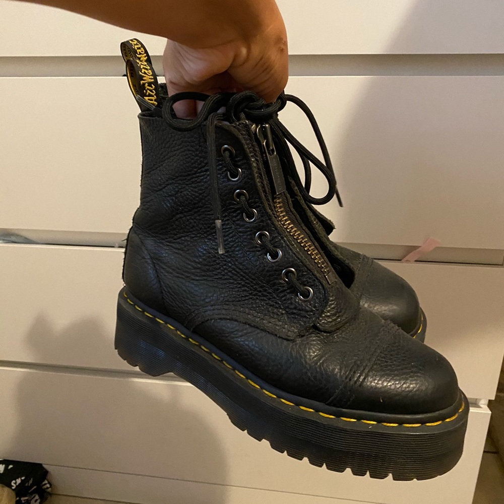 SINCLAIR WOMEN'S LEATHER PLATFORM BOOTS